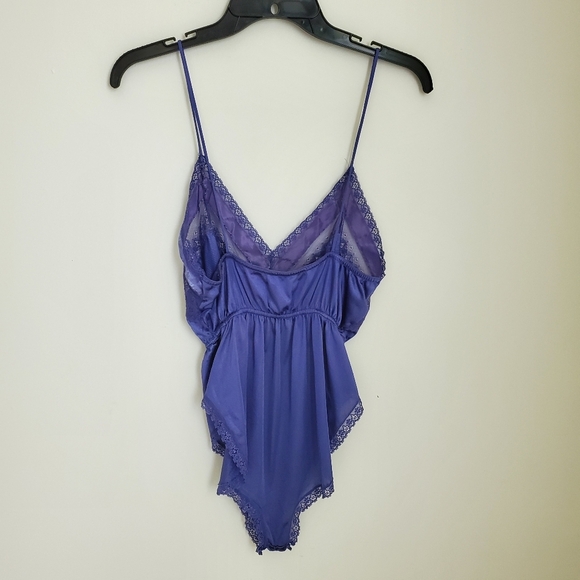 Vintage Lavender Silky Satin Spaghetti Strap Bodysuit Playsuit with Lace Trim - Picture 9 of 9